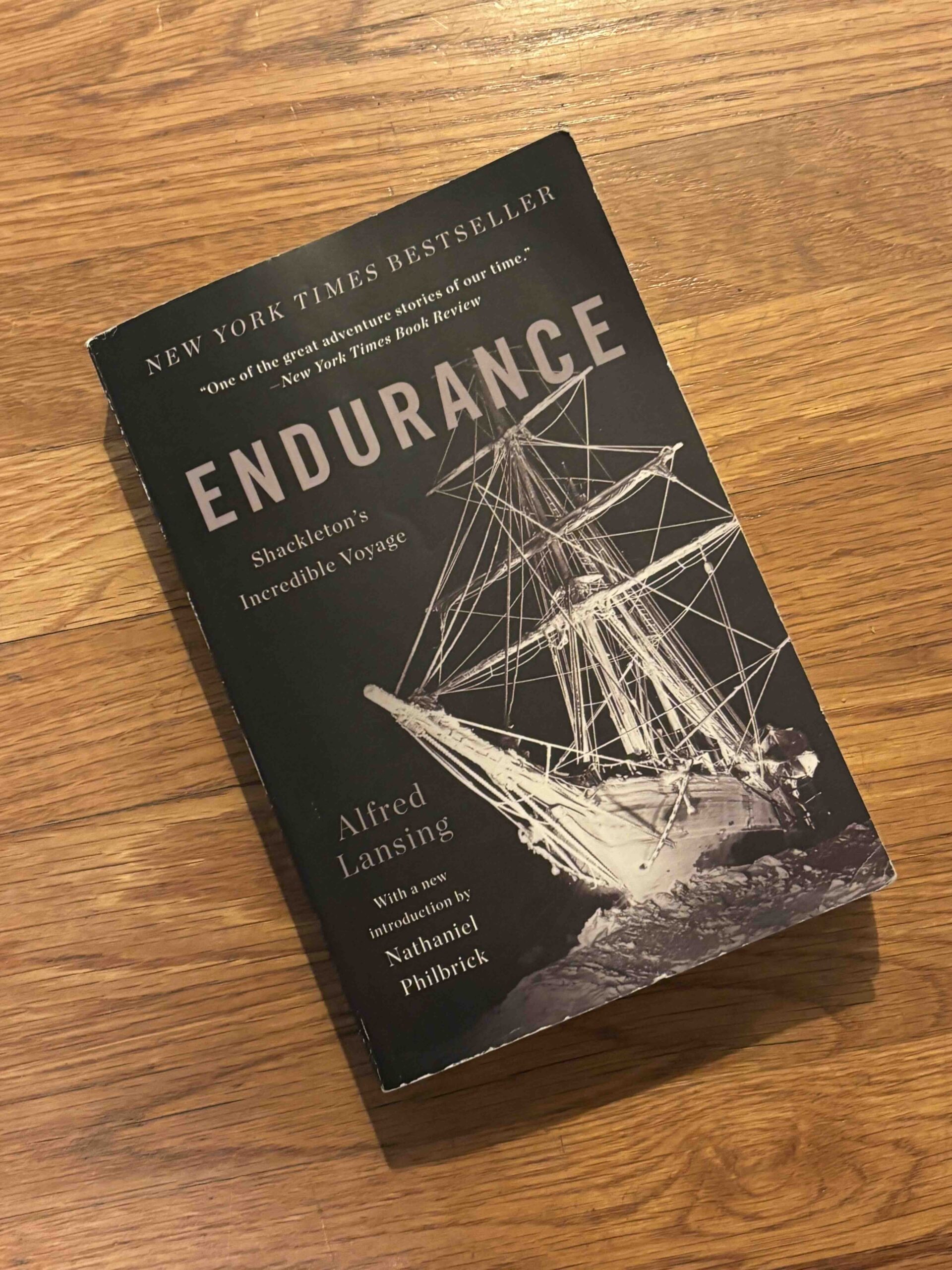 front cover of Endurance by Alfred Lansing